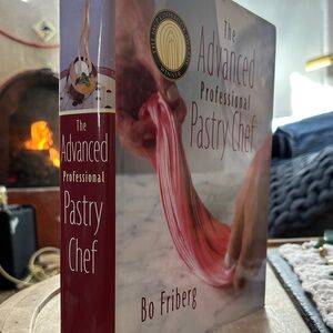 The Advanced Professional Pastry Chef Book